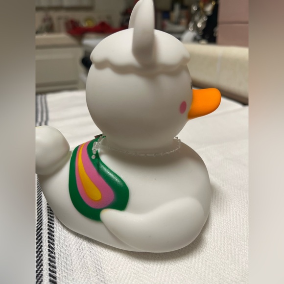 Duck “Llama “ NWT rubber toy - Picture 2 of 5